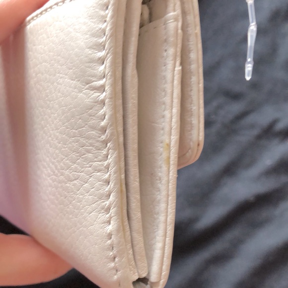 White New Michael Kors wallet - Picture 5 of 6